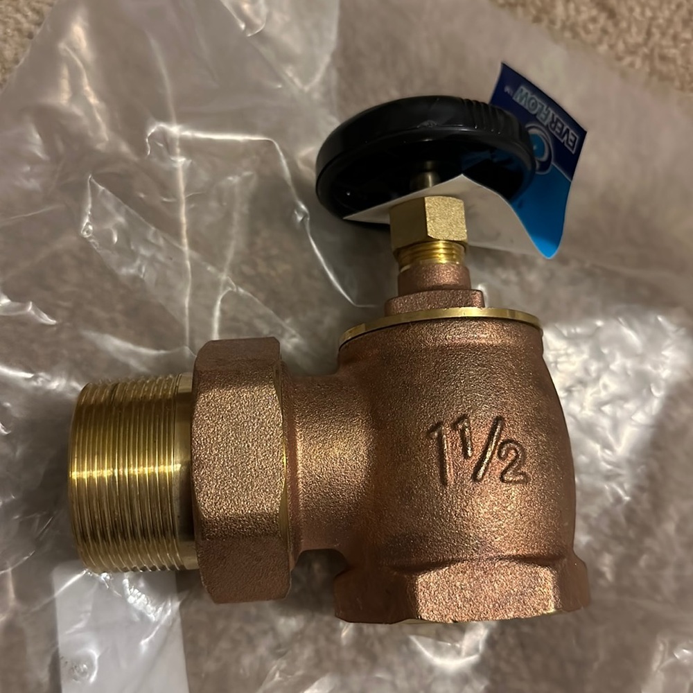 Radiator valve